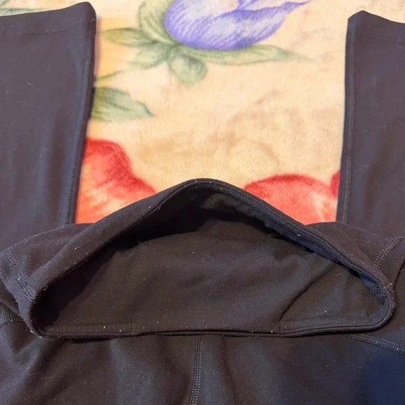 lululemon groove flare leggings. - Picture 6 of 7